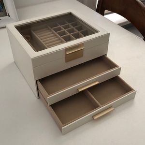 NWT White Jewelry Box